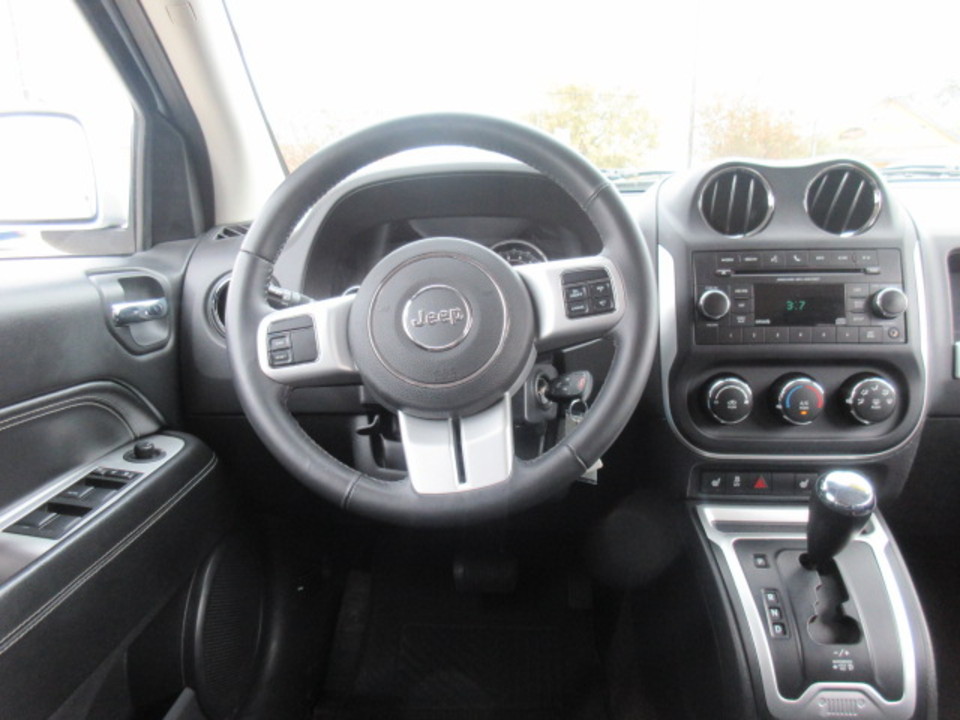 2016 Jeep Compass Latitude FWD