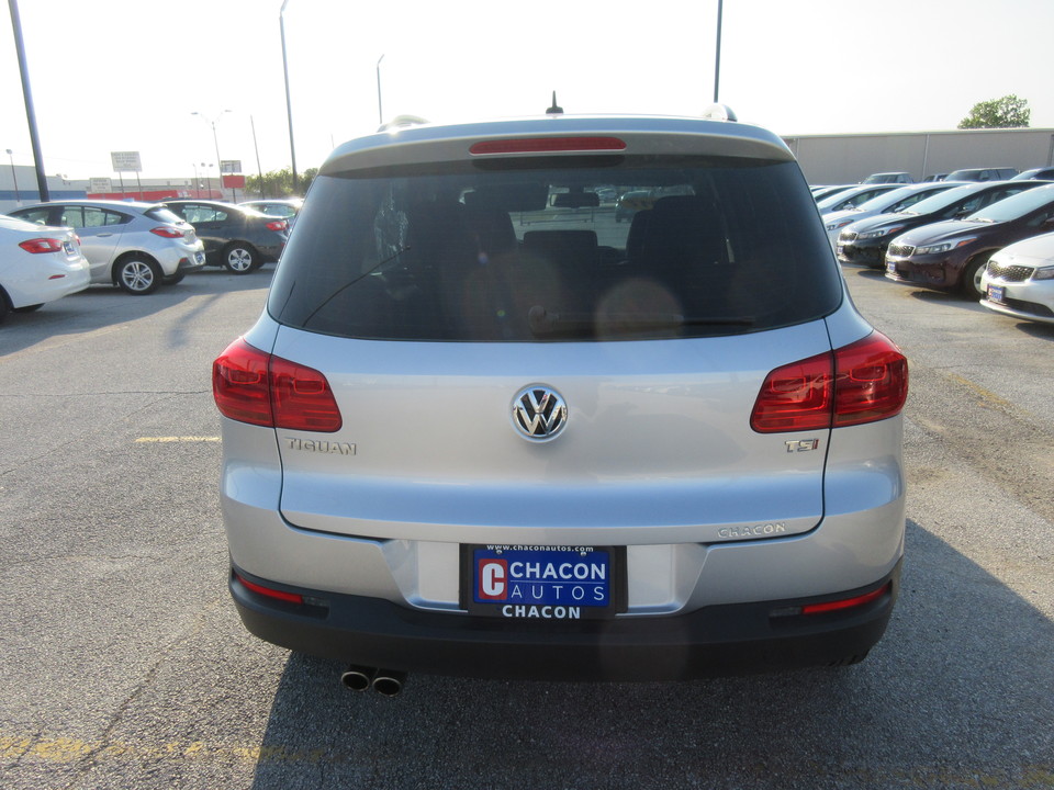 2016 Volkswagen Tiguan S