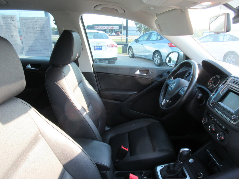 2016 Volkswagen Tiguan S