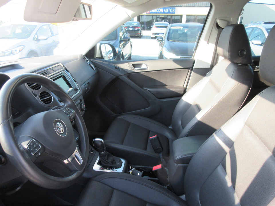 2016 Volkswagen Tiguan S