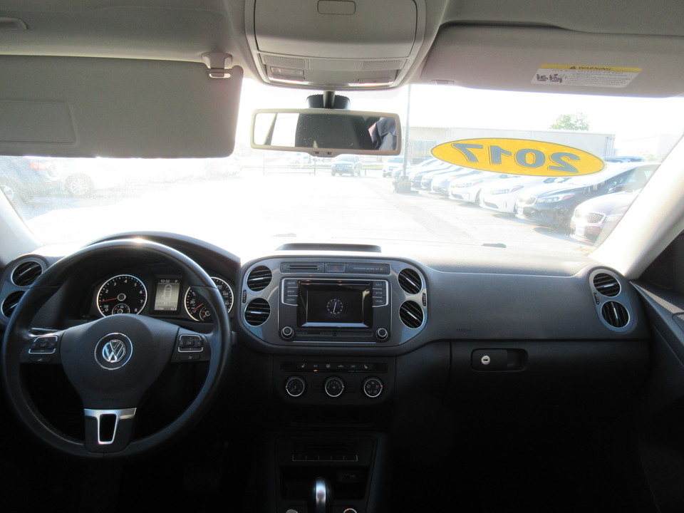 2016 Volkswagen Tiguan S