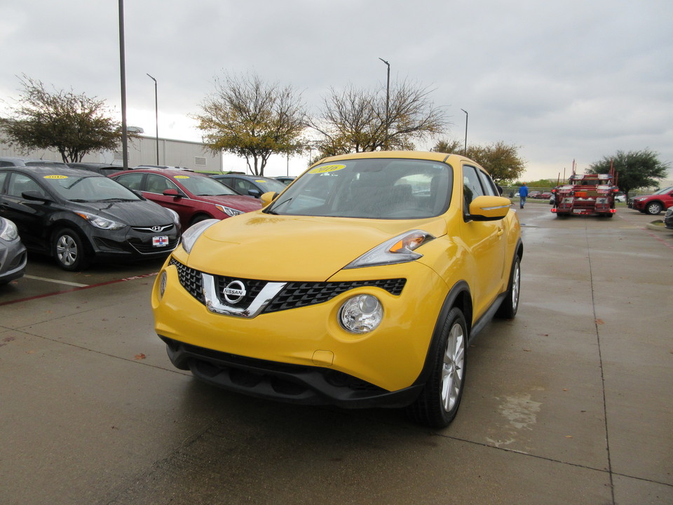 2016 Nissan Juke S FWD