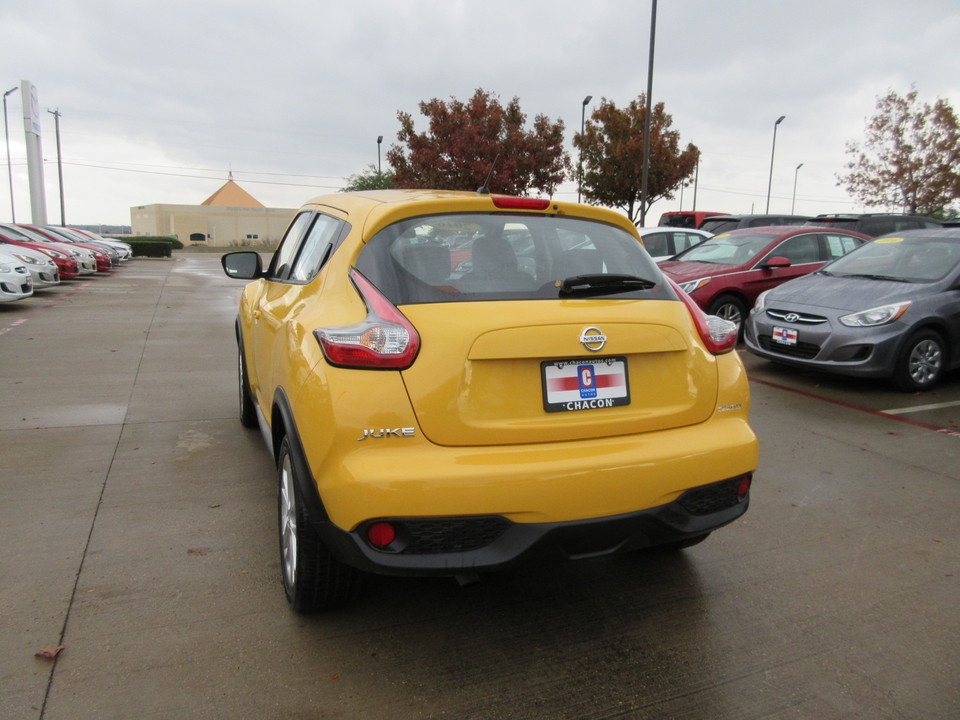 2016 Nissan Juke S FWD