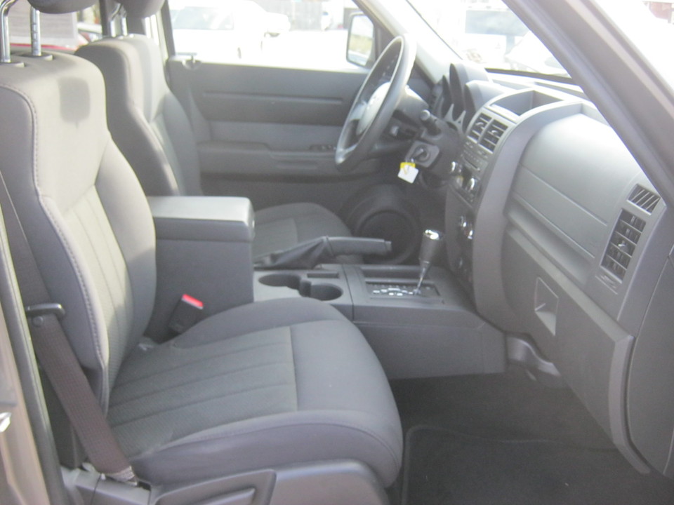 2011 Dodge Nitro Heat 2WD