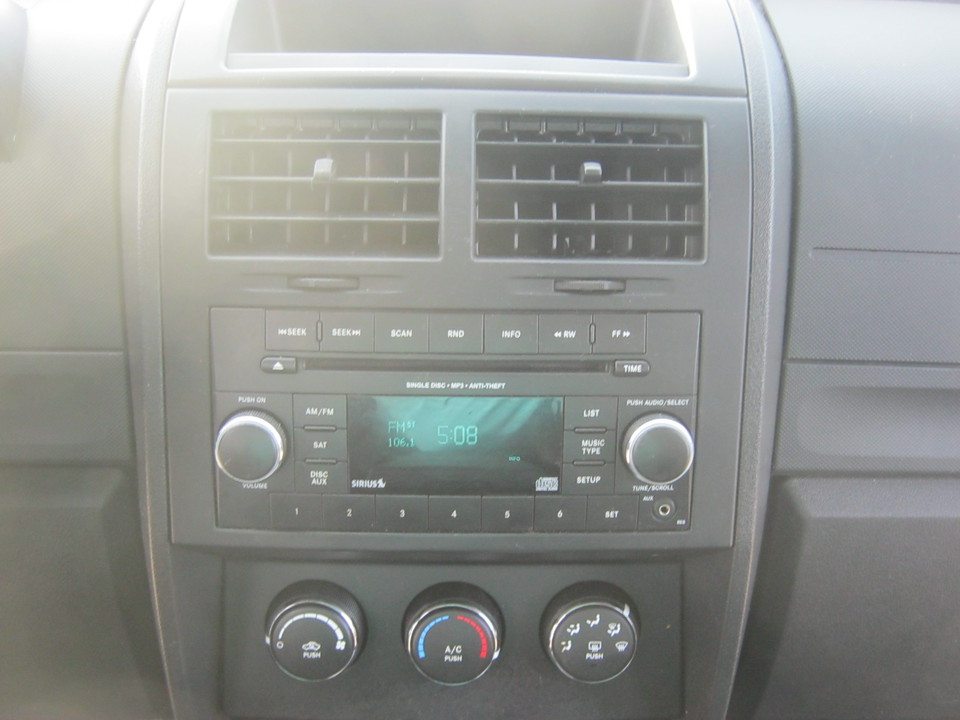 2011 Dodge Nitro Heat 2WD