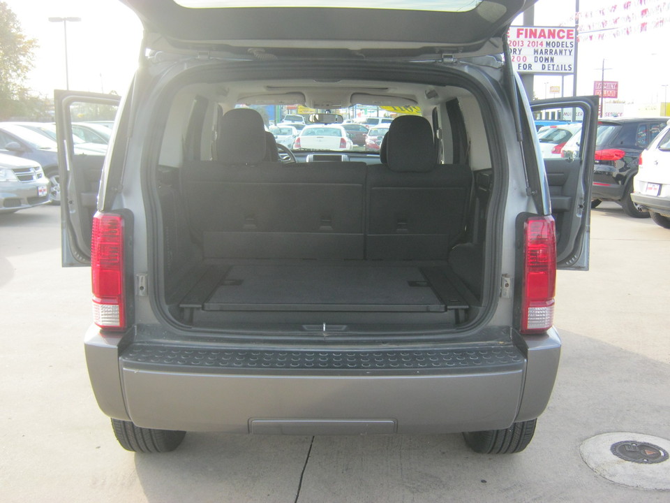 2011 Dodge Nitro Heat 2WD