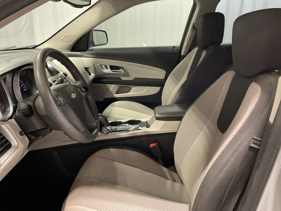 2017 Chevrolet Equinox LS 2WD