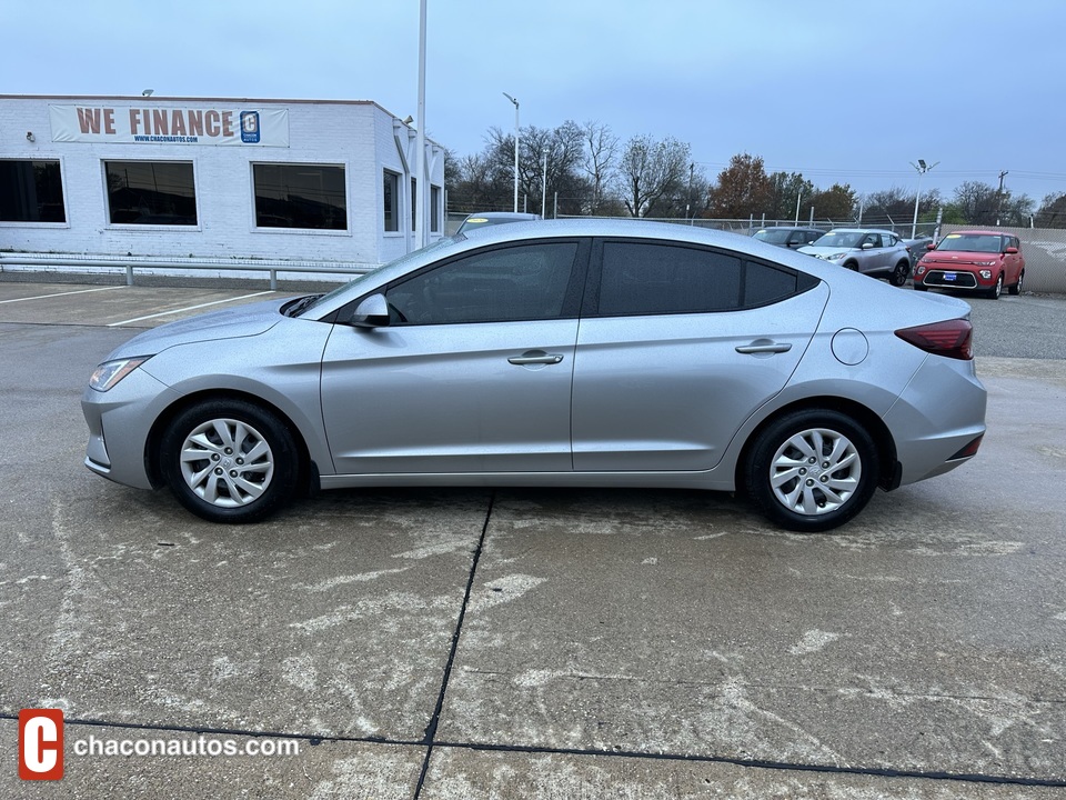 2020 Hyundai Elantra SE 6AT