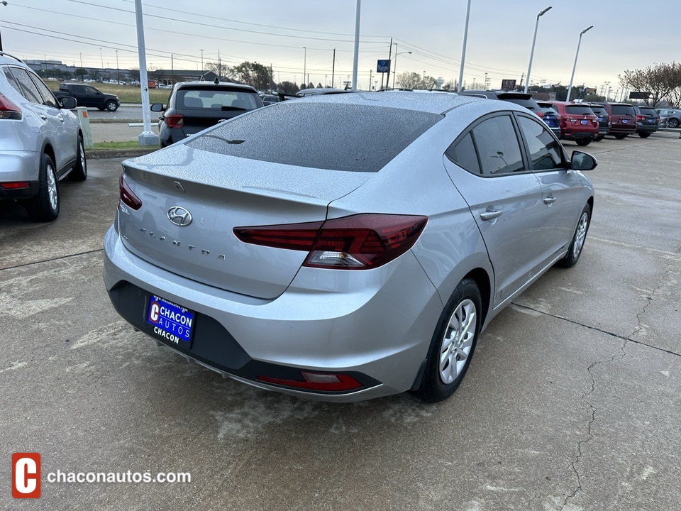 2020 Hyundai Elantra SE 6AT