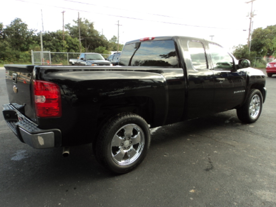 2007 Chevrolet Silverado Classic 1500 SS Ext. Cab 2WD