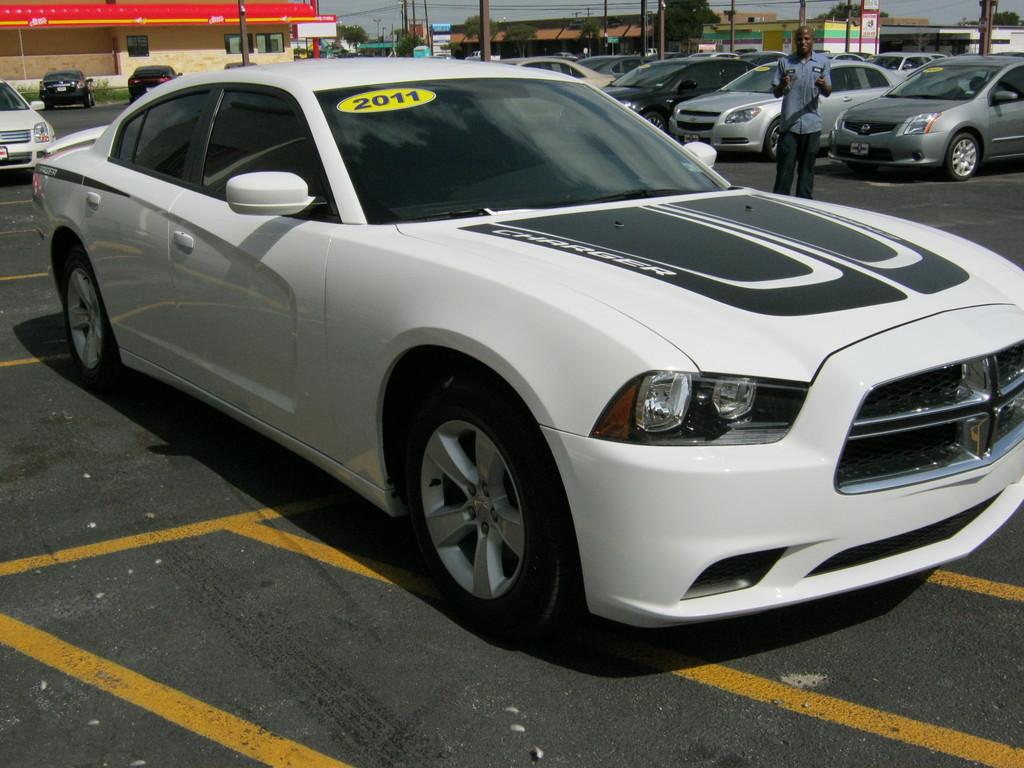 2011 Dodge Charger SE