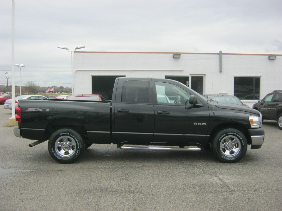 2008 Dodge Ram 1500 SXT Quad Cab 2WD