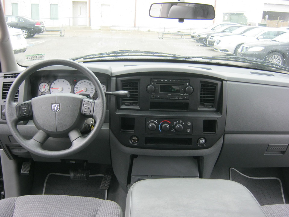 2008 Dodge Ram 1500 SXT Quad Cab 2WD