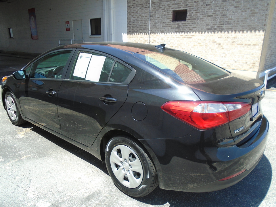 2016 Kia Forte LX w/Popular Package