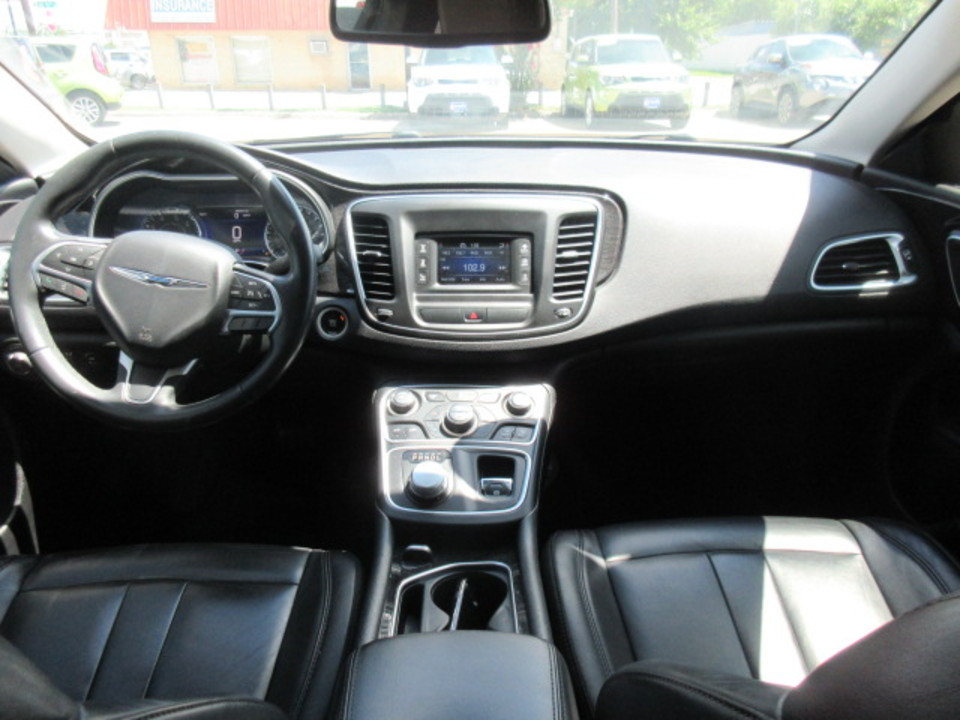 2015 Chrysler 200 C