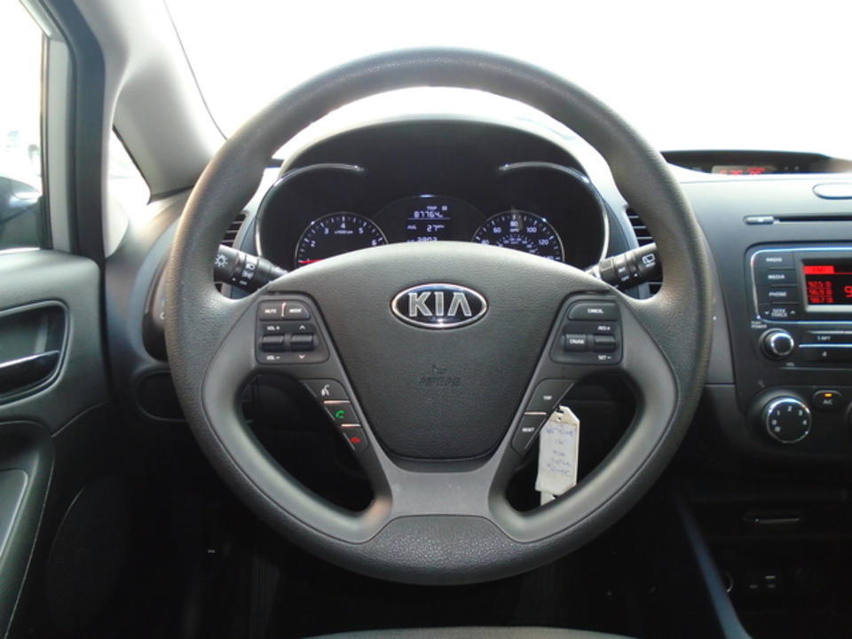 2016 Kia Forte 5-Door LX