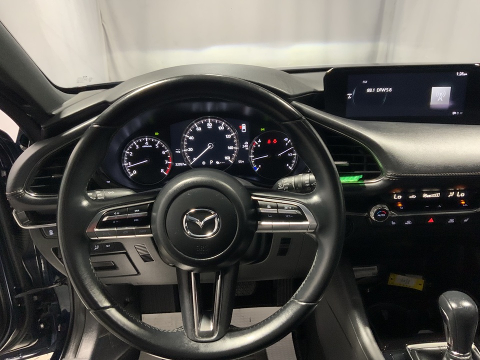 2023 Mazda MAZDA3 Preferred Hatchback