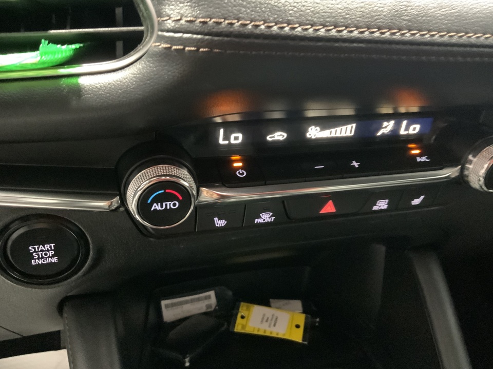 2023 Mazda MAZDA3 Preferred Hatchback