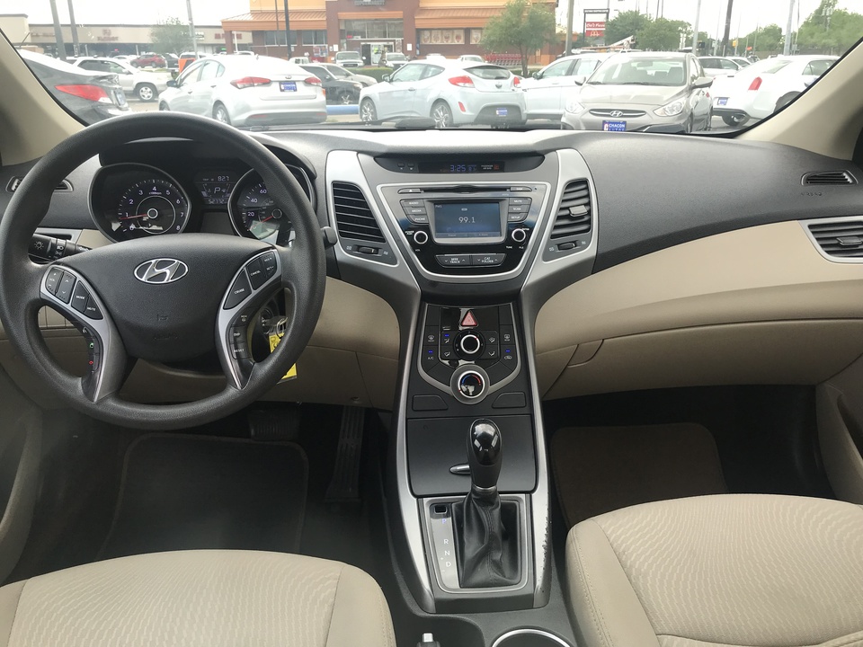 2015 Hyundai Elantra SE 6AT