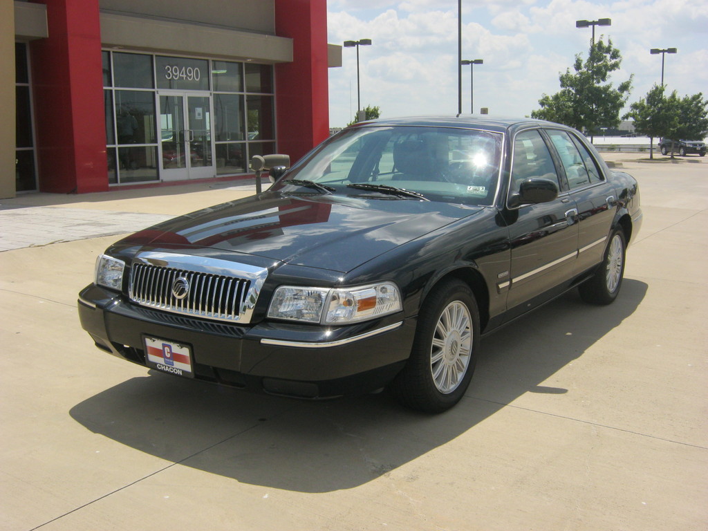 2011 Mercury Grand Marquis LS