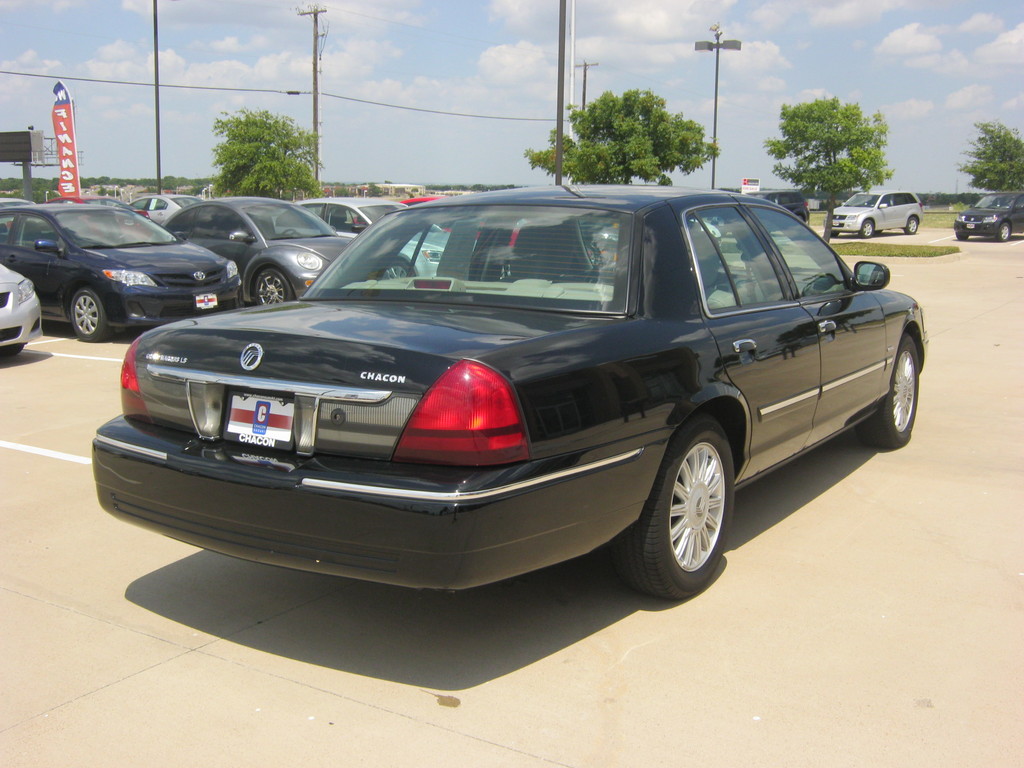 2011 Mercury Grand Marquis LS