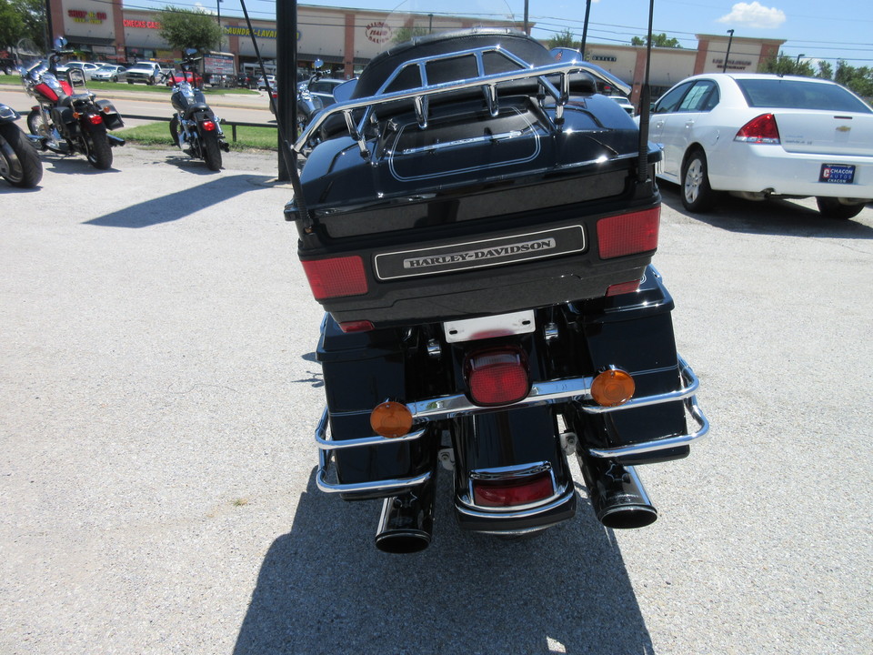 2010 Harley-Davidson FLHTCU -