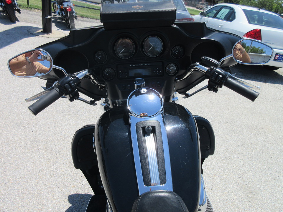 2010 Harley-Davidson FLHTCU -