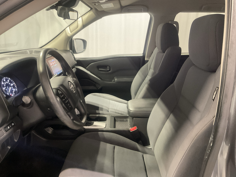 2023 Nissan Frontier S Crew Cab 2WD