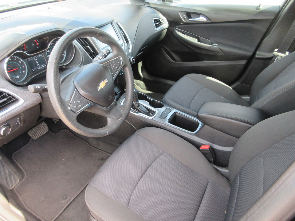2018 Chevrolet Cruze LT Auto Hatchback