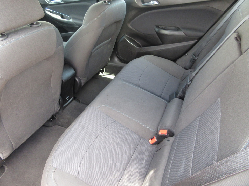 2018 Chevrolet Cruze LT Auto Hatchback