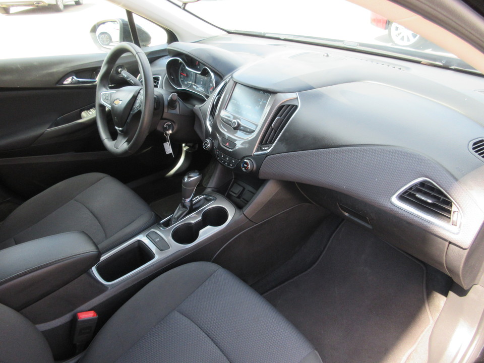 2018 Chevrolet Cruze LT Auto Hatchback