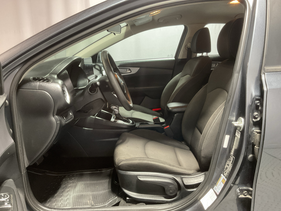 2023 Kia Forte LX