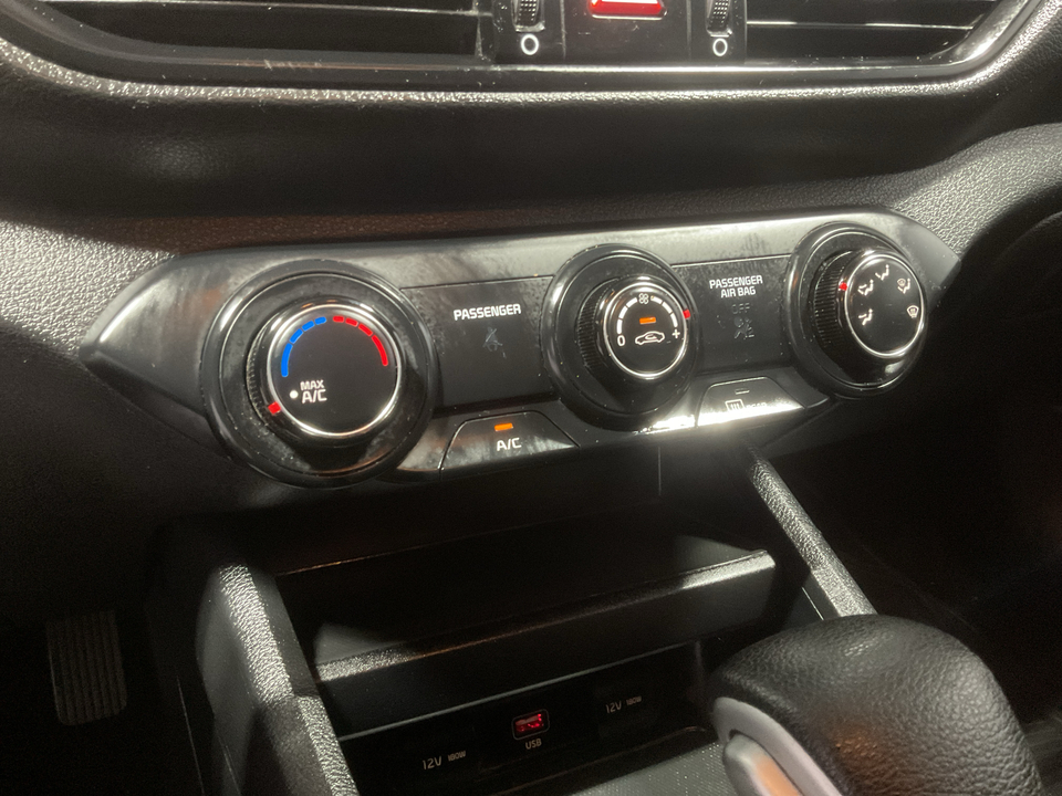 2023 Kia Forte LX