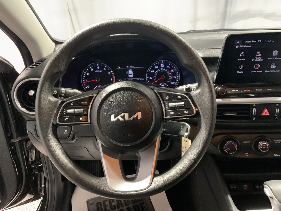 2023 Kia Forte LX
