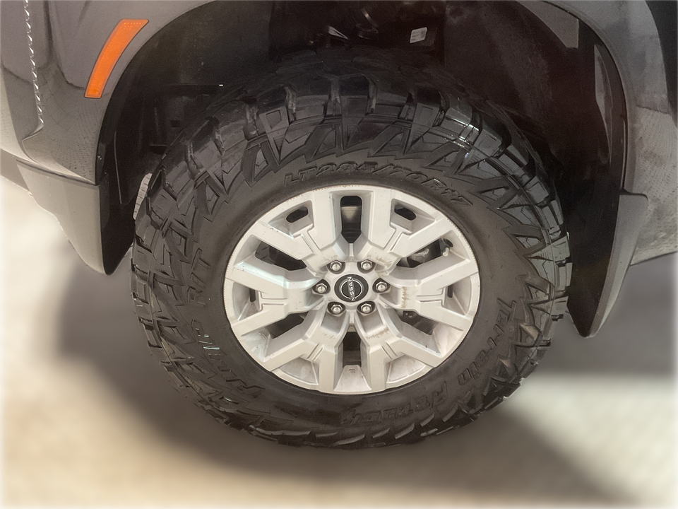 2022 Nissan Frontier SV Crew Cab 2WD