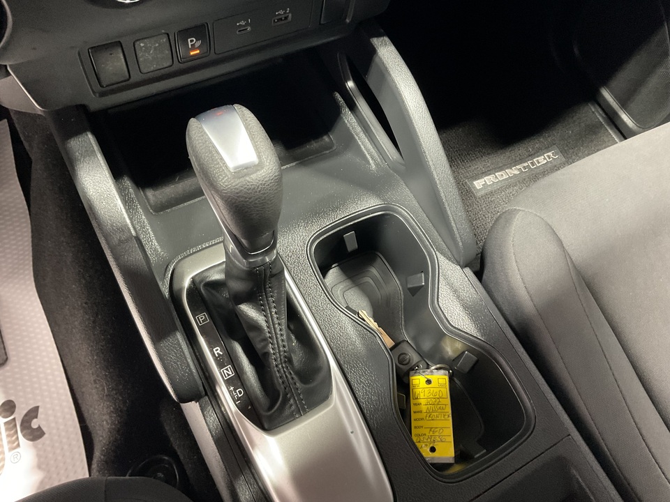 2022 Nissan Frontier S King Cab 2WD