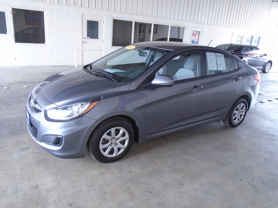 2014 Hyundai Accent GLS 4-Door