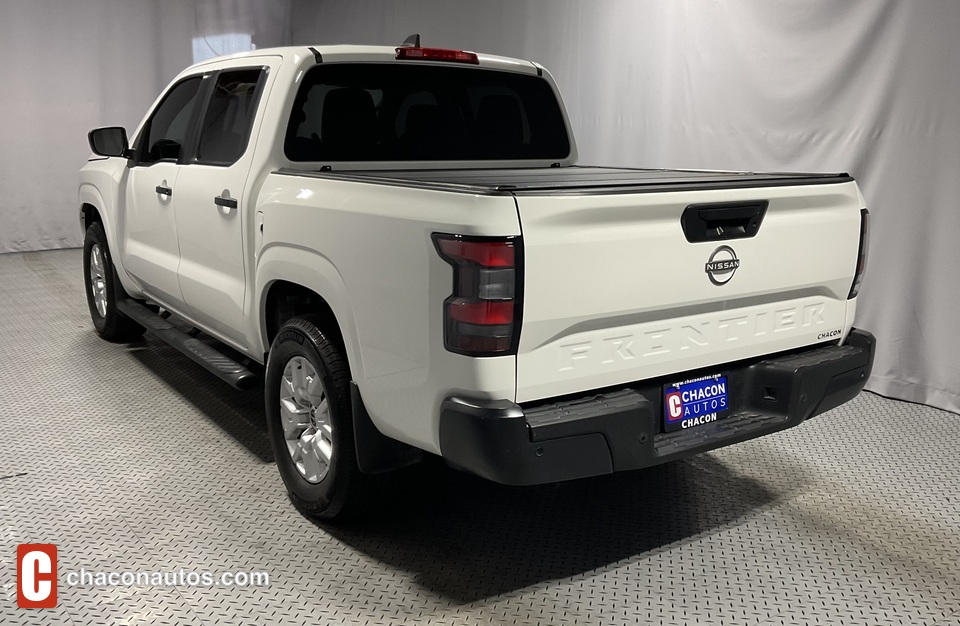 2023 Nissan Frontier S Crew Cab 2WD