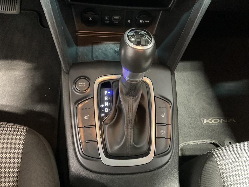 2021 Hyundai Kona SEL w/Contrast Roof