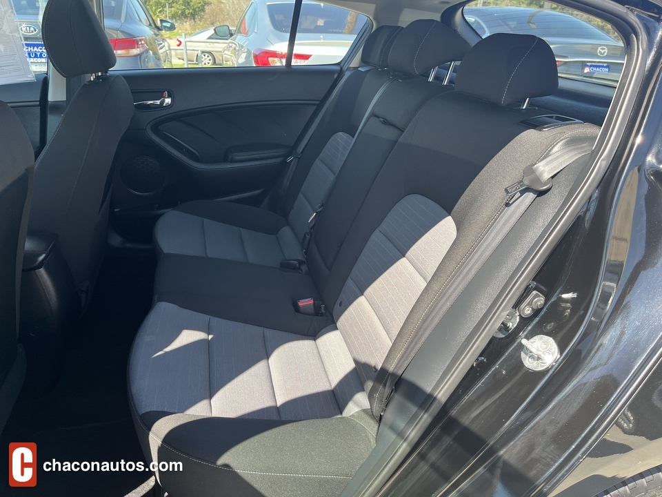 2016 Kia Forte 5-Door LX