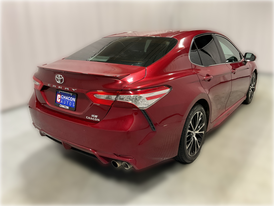 2018 Toyota Camry SE