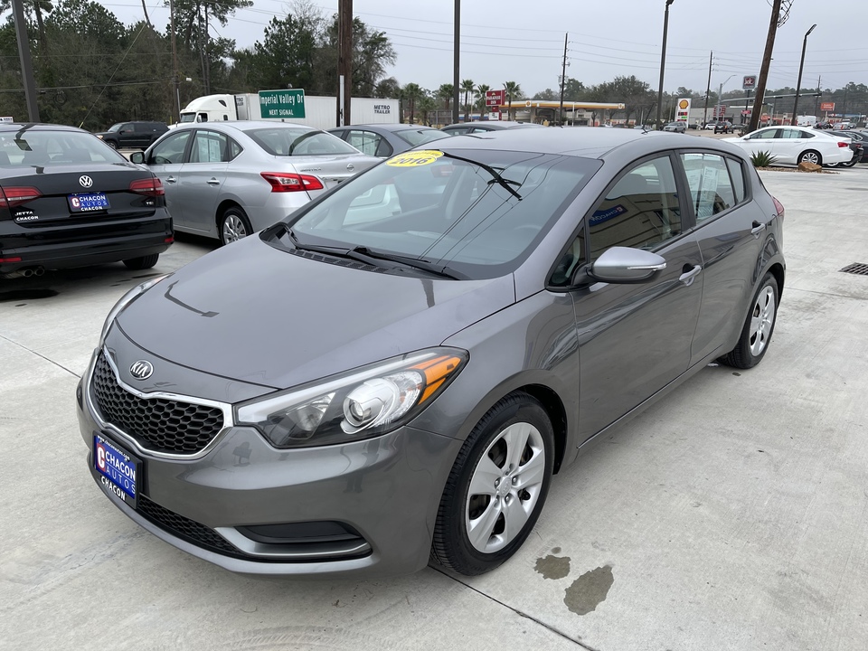 Used 2016 Kia Forte 5-Door In Houston, TX ( T635591 ) | Chacon Autos