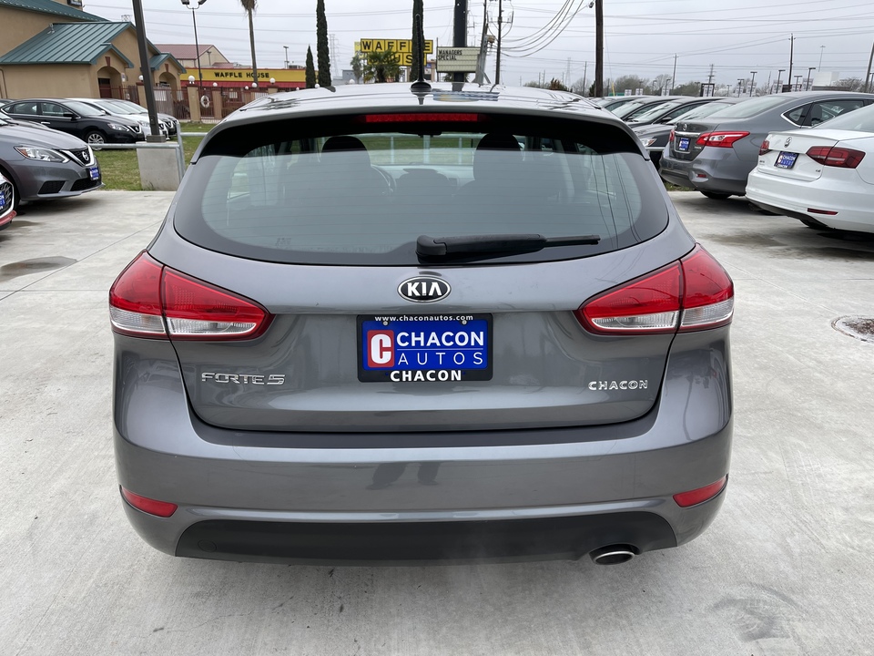 2016 Kia Forte 5-Door LX