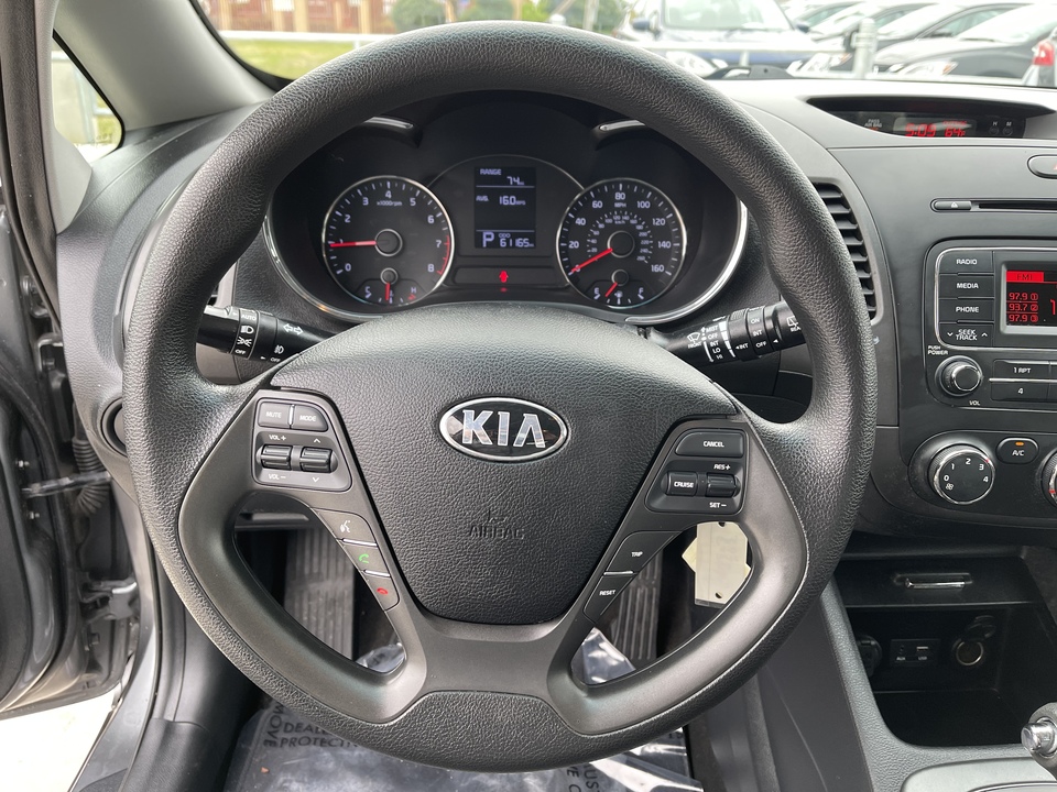 2016 Kia Forte 5-Door LX