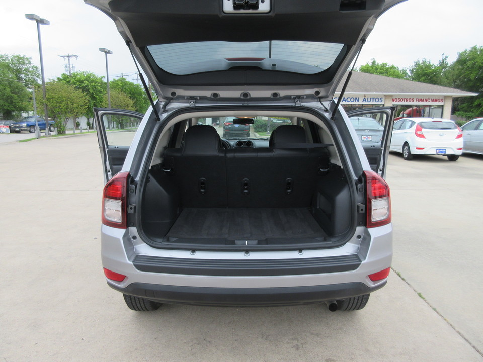 2016 Jeep Compass Latitude FWD