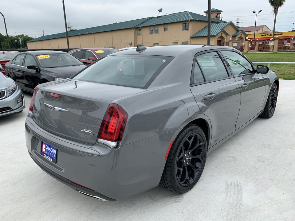 2019 Chrysler 300 S V6 RWD