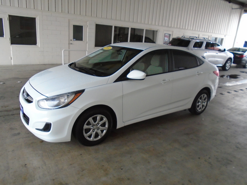 2014 Hyundai Accent GLS 4-Door