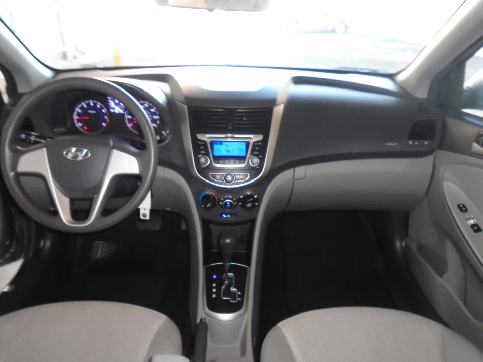 2014 Hyundai Accent GLS 4-Door