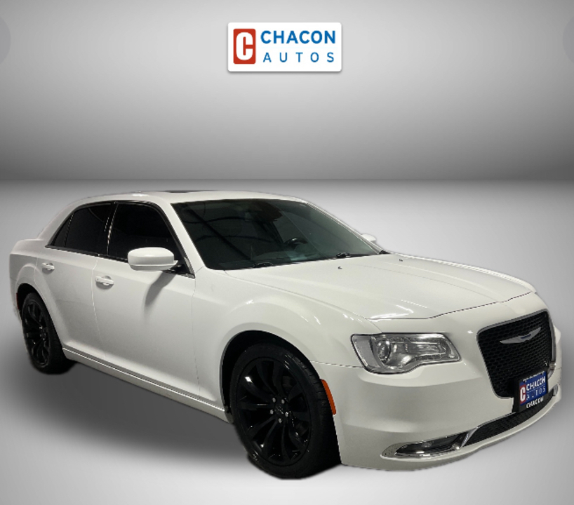 2017 Chrysler 300 Limited RWD