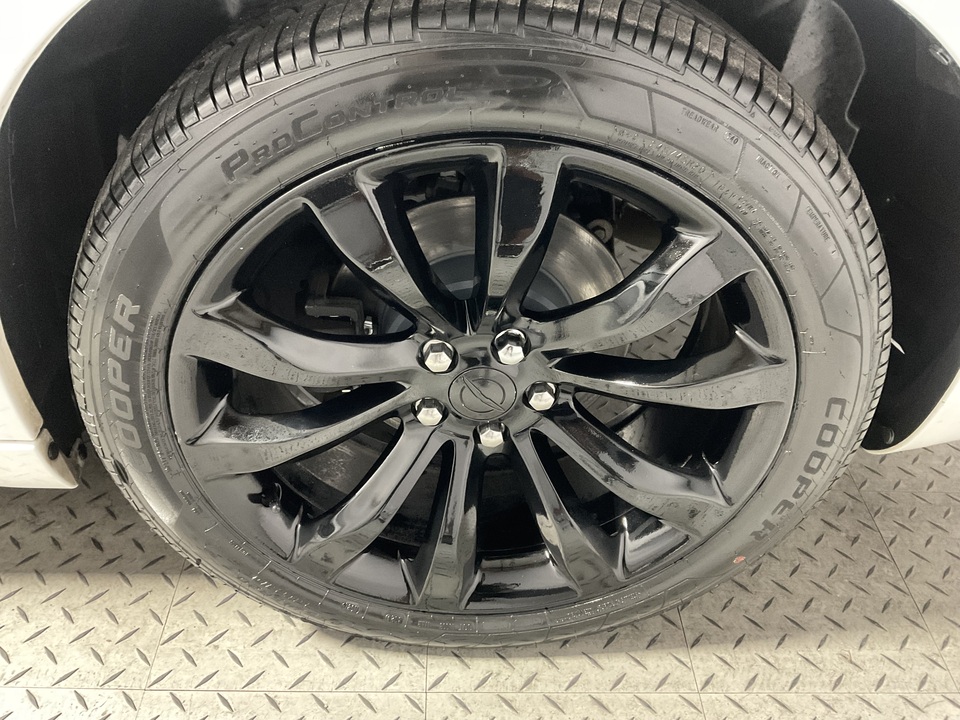 2017 Chrysler 300 Limited RWD